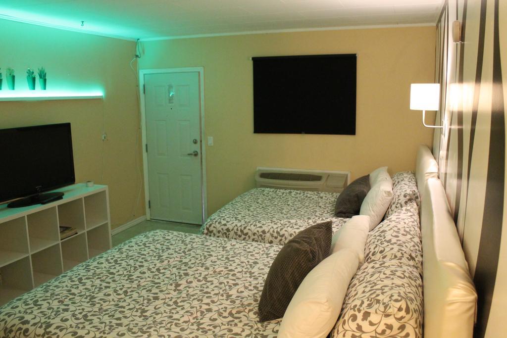 Sage Hills Motel 4*