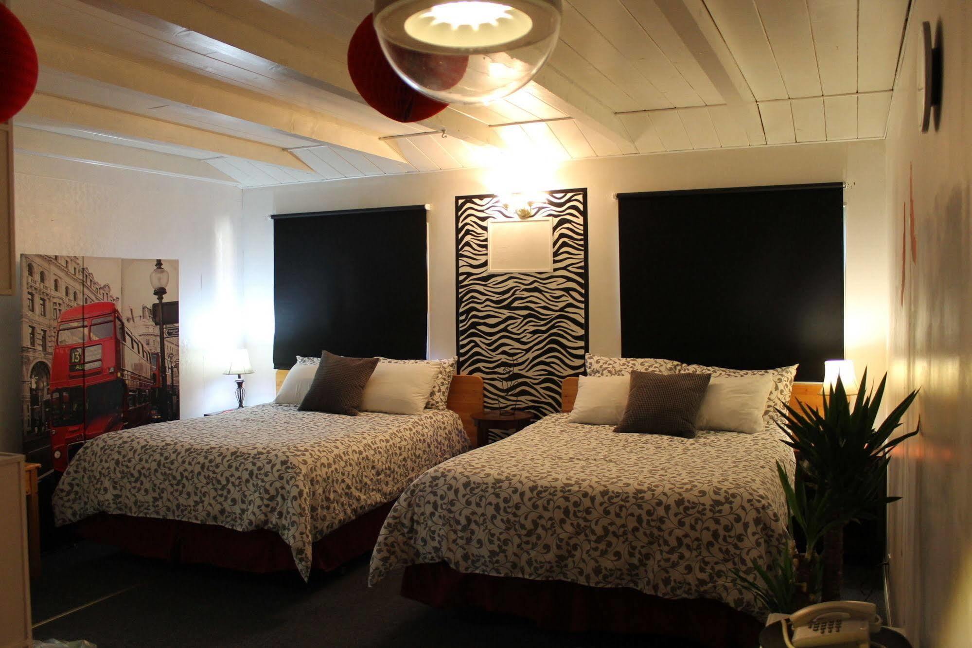 Motel Sage Hills 4*
